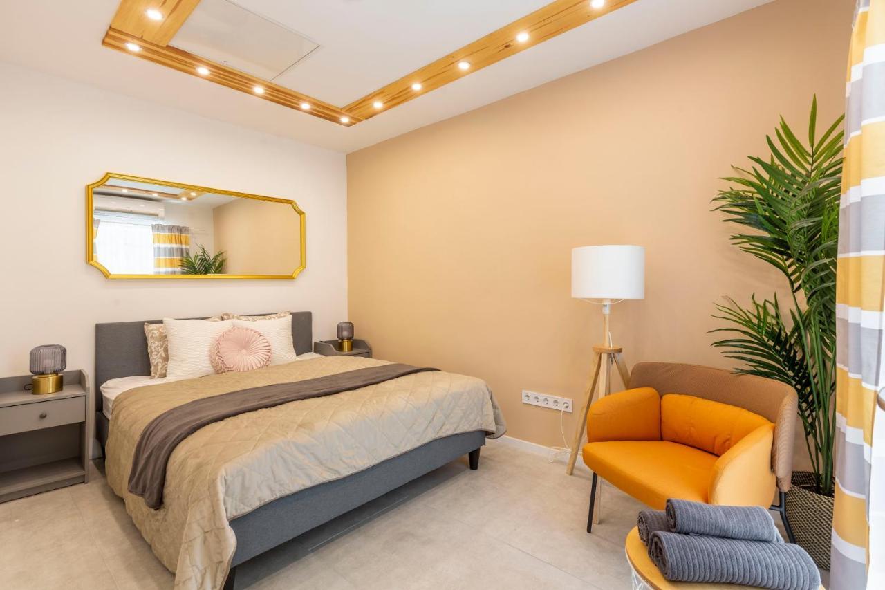 Unique Central 3 Floor Home With 4Bdrm, 3Bthrm Budapest Exterior photo